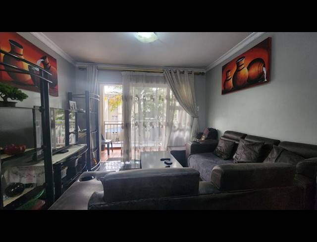 2 BEDROOM APARTMENT FOR SALE IN NORTH BEACH